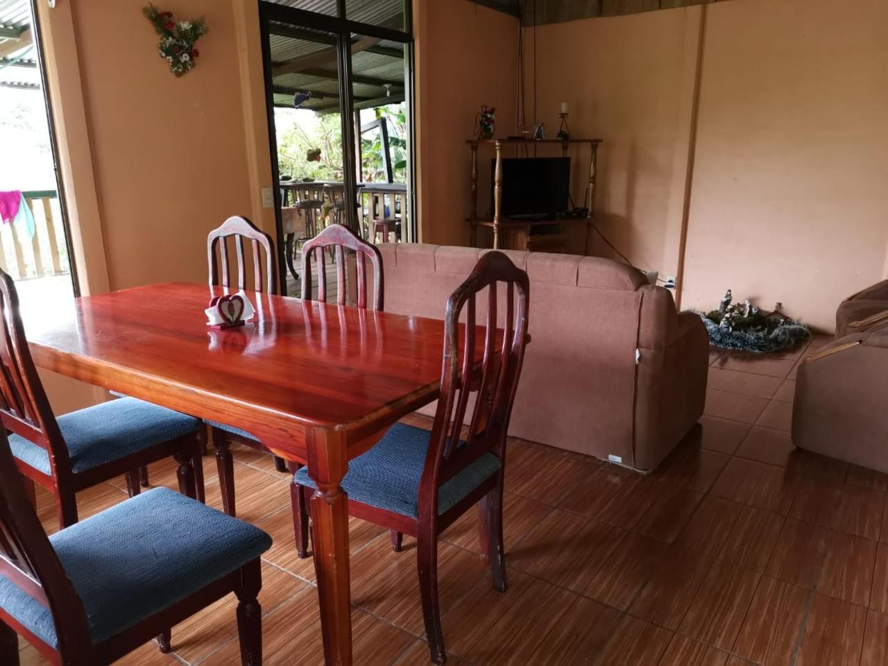 Bella Vista Guest House Turrialba Bagian luar foto