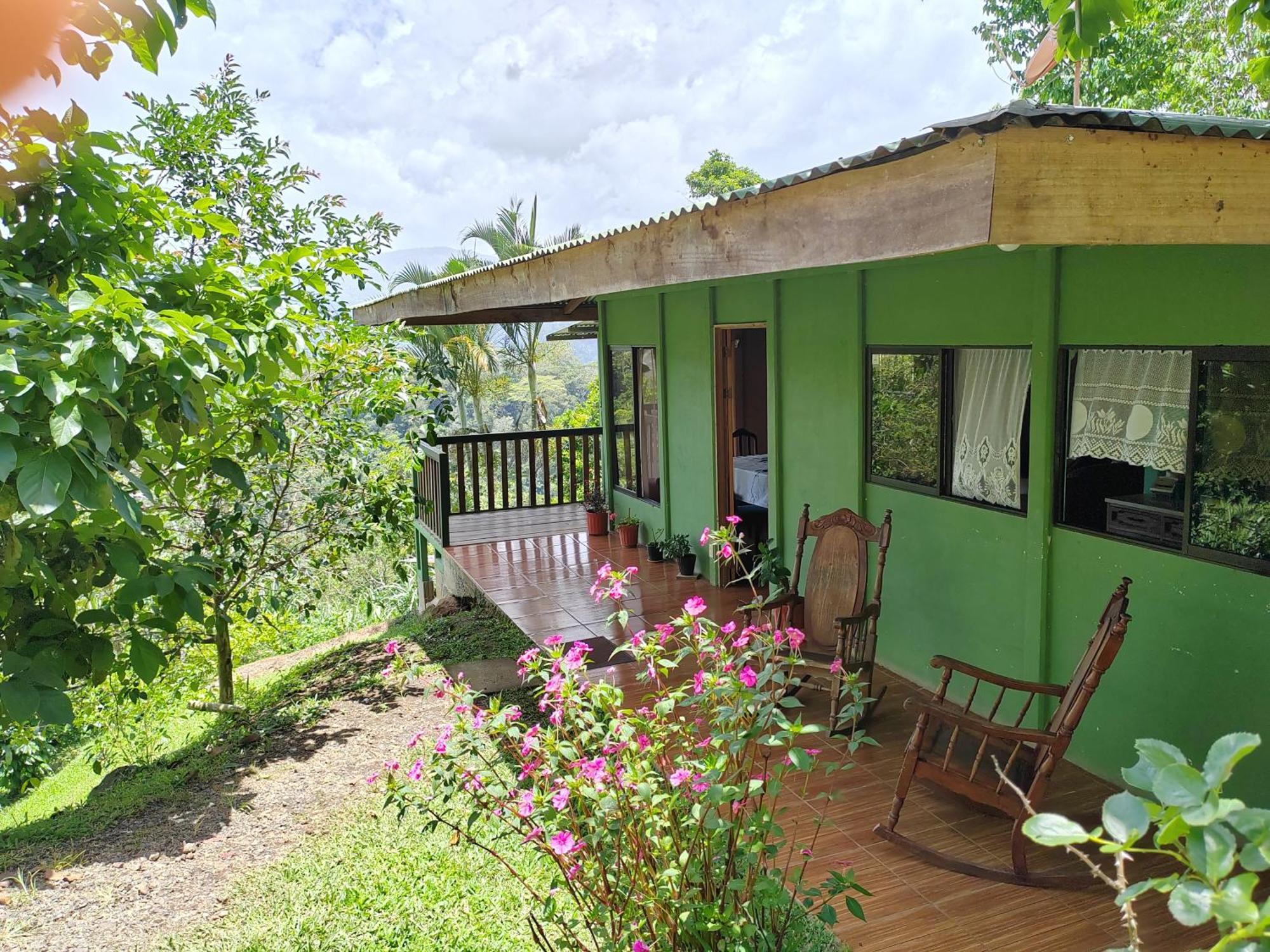 Bella Vista Guest House Turrialba Bagian luar foto